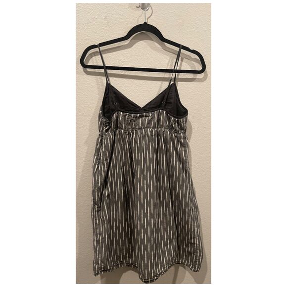 CONVERSE White Grey Spaghetti Straps V-Neck Mini Dress - Picture 3 of 4